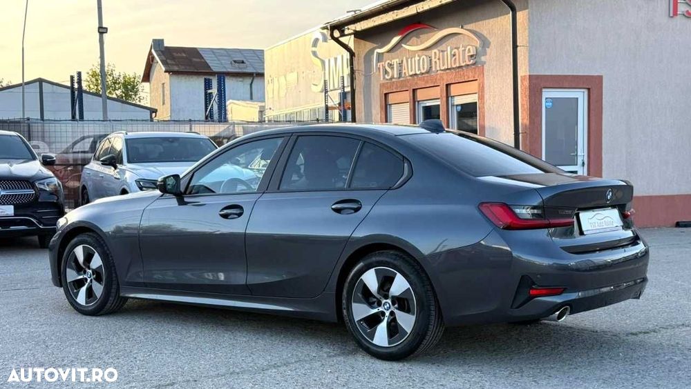 BMW Seria 3 320i AT - 5