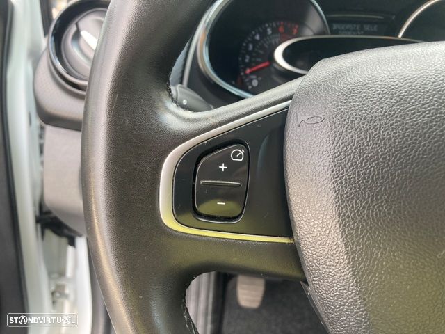 Renault Clio (Energy) TCe 90 Start & Stop LIMITED - 12