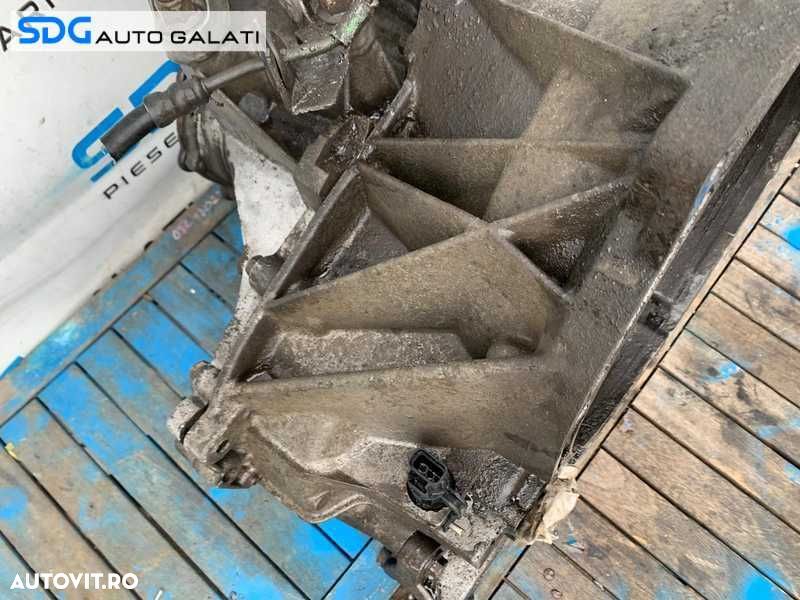 Cutie Viteze Manuala in 5 Trepte Ford Focus 1 1.4 1998 - 2004 Cod XS4H-7002-CE - 2