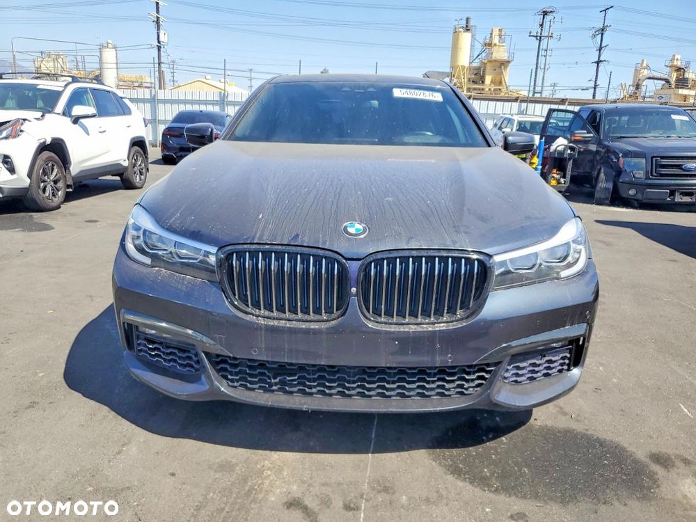 BMW Seria 7 740Le xDrive iPerformance - 6