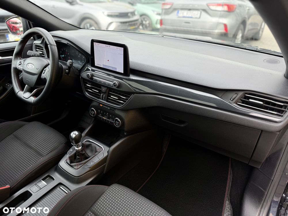 Ford Focus 1.0 EcoBoost Hybrid ST-LINE STYLE - 27