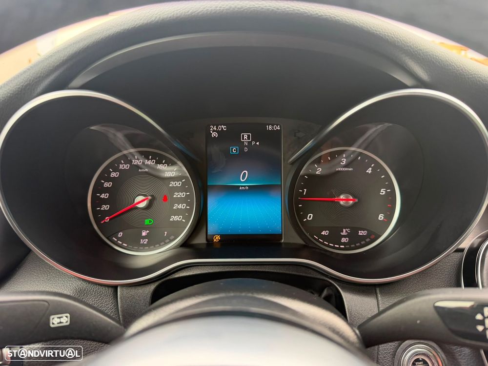 Mercedes-Benz C 220 d AMG Line - 27