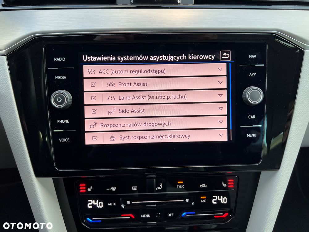 Volkswagen Passat 2.0 TSI Elegance DSG - 28