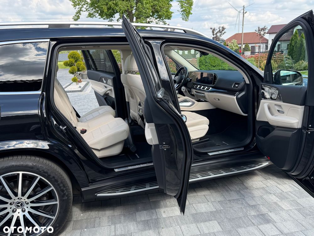 Mercedes-Benz GLS - 16