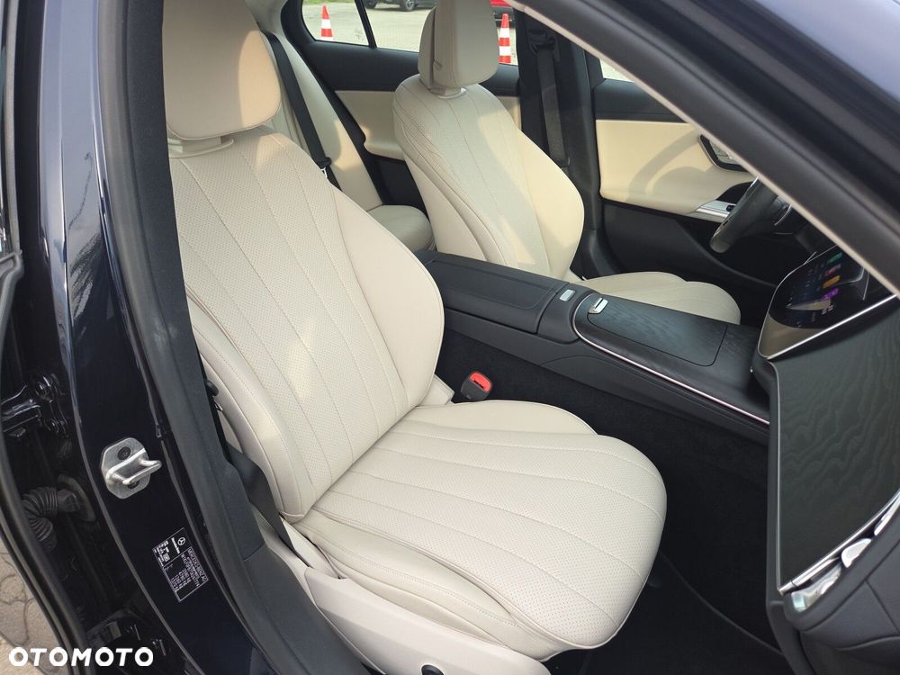Mercedes-Benz Klasa E 220 d mHEV 4-Matic Avantgarde 9G-Tronic - 18
