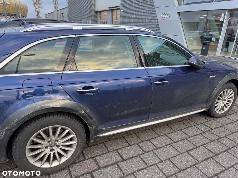 Audi A4 Allroad - 24