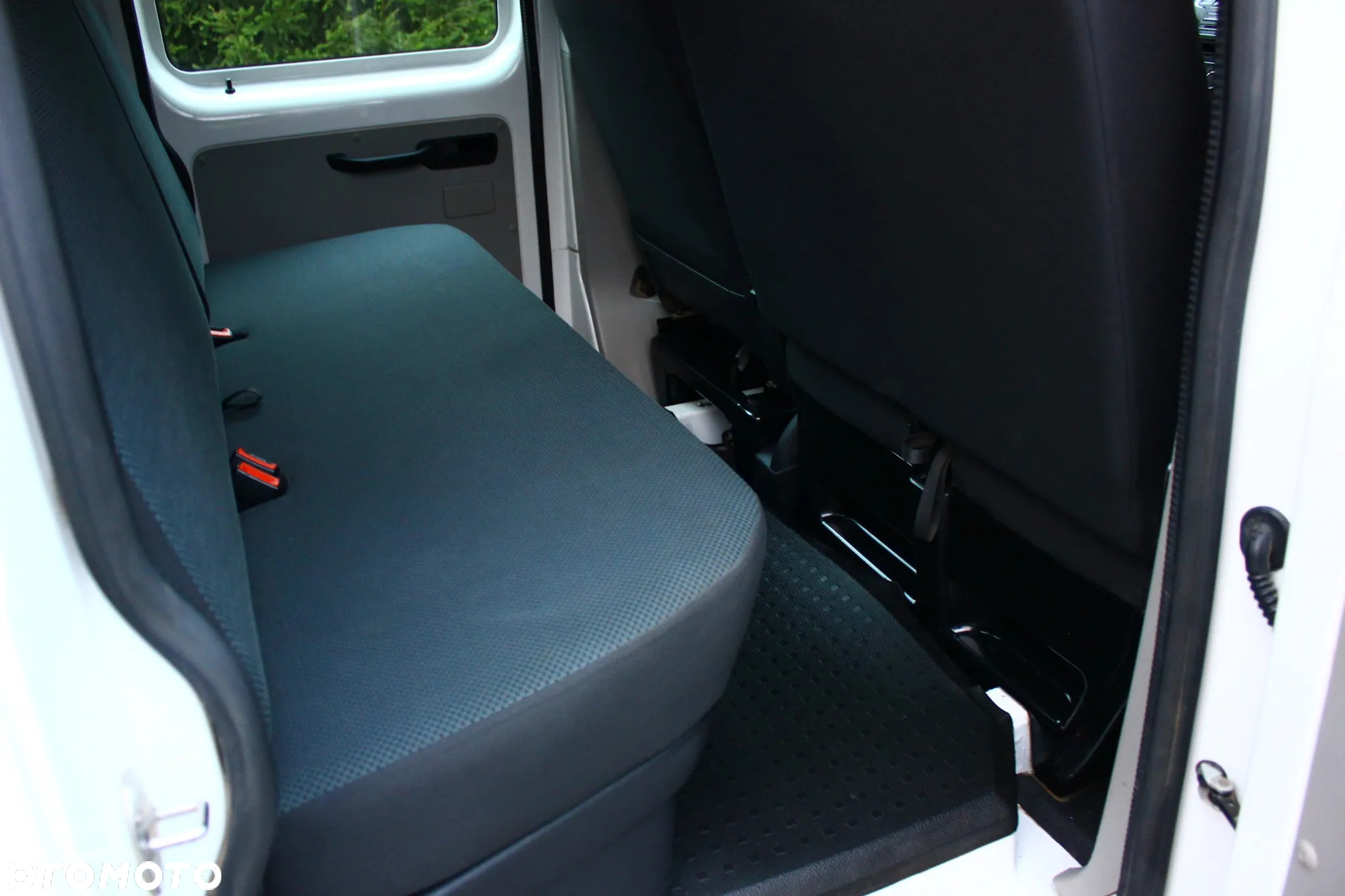 Volkswagen Transporter T6 2.0 TDI 102KM DOKA BRYGADÓWKA 6 OSÓB FV23% - 30