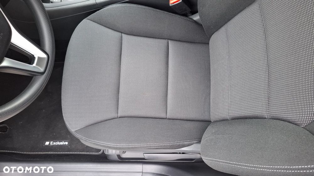 Mercedes-Benz Klasa B 180 - 29