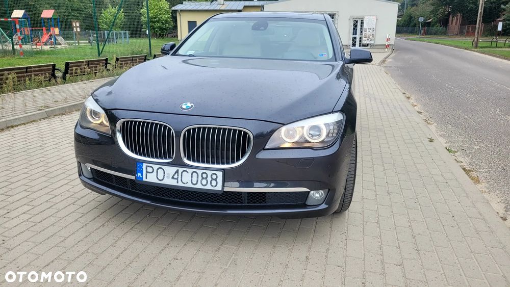 BMW Seria 7 740d xDrive - 2