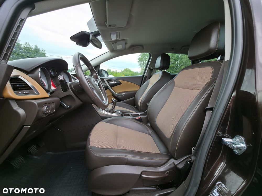 Opel Astra 1.4 Turbo Sport - 20