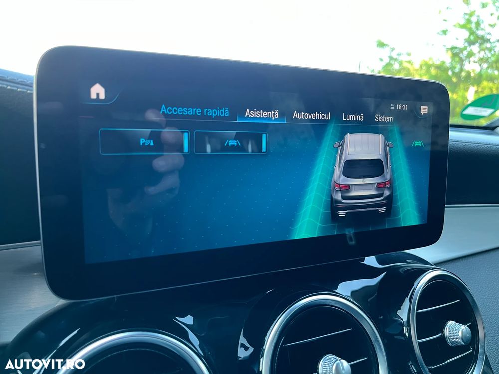 Mercedes-Benz GLC - 22