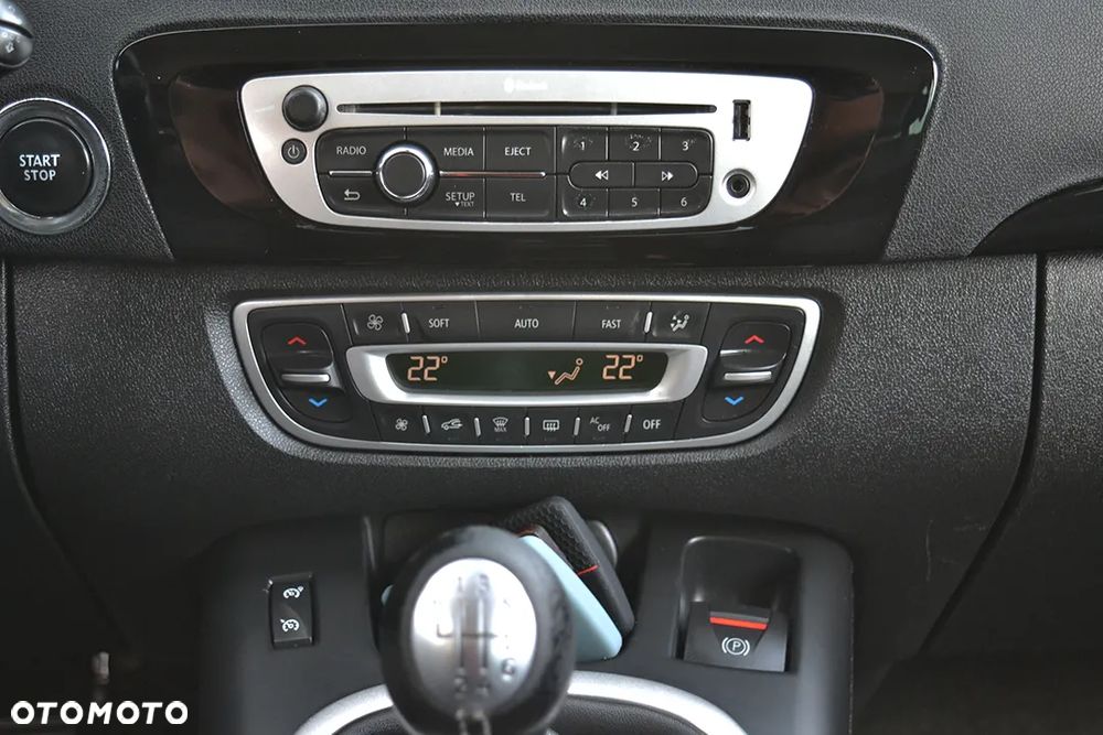 Renault Scenic - 31