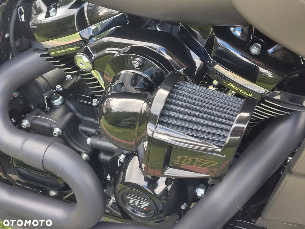 Harley-Davidson Touring Road Glide - 6