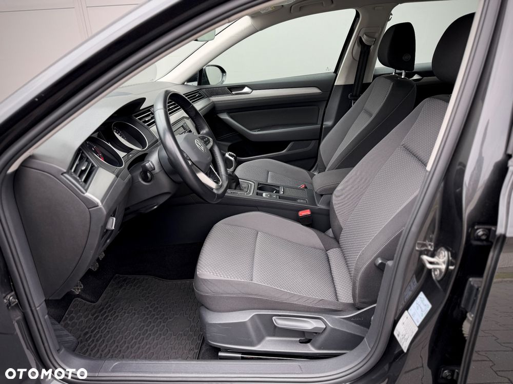 Volkswagen Passat 1.5 TSI EVO Business - 6