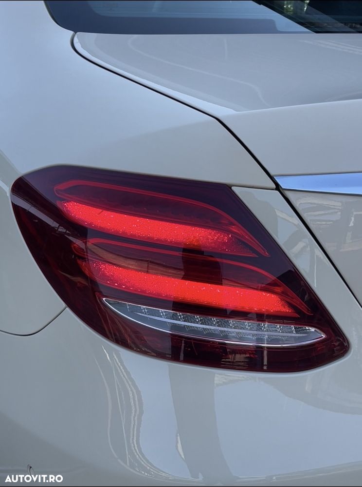 Mercedes-Benz E 200 d Aut. - 12
