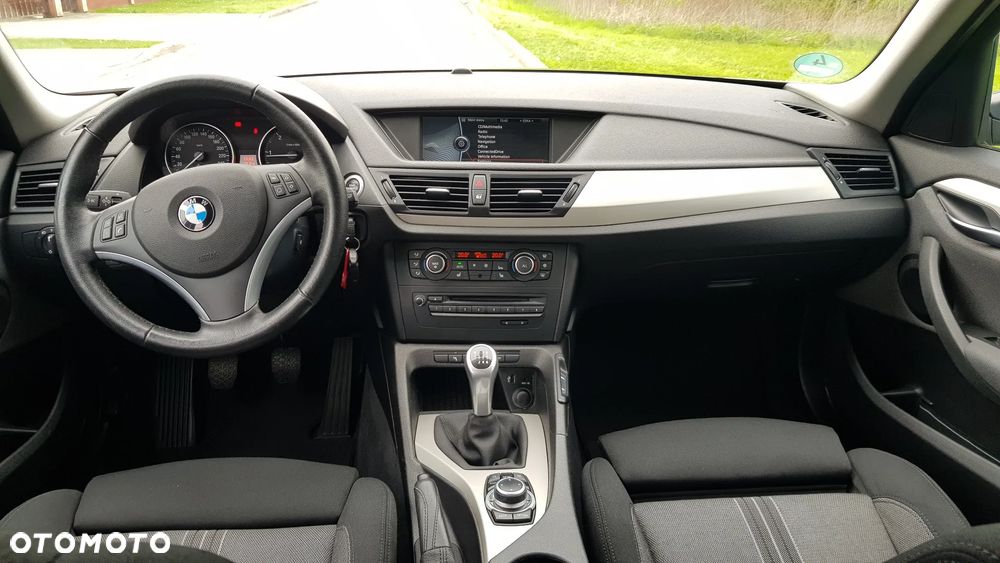 BMW X1 xDrive20d - 8