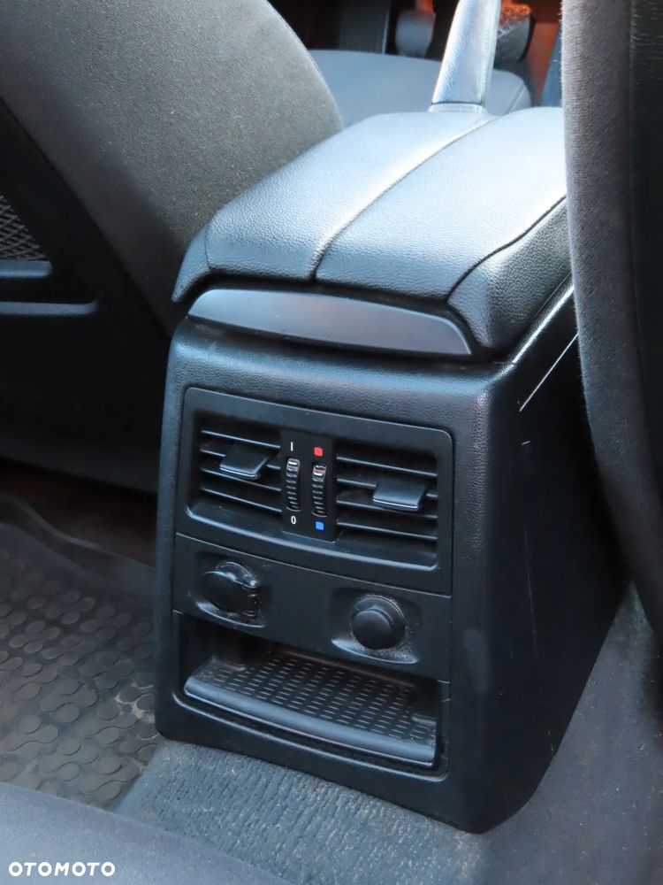 BMW Seria 3 320d - 7