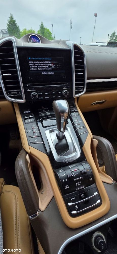 Porsche Cayenne - 38