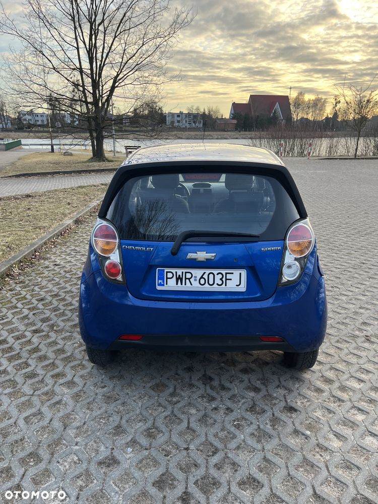 Chevrolet Spark - 2