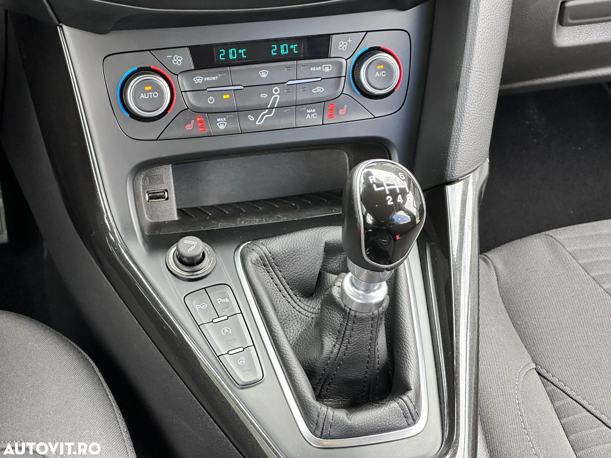 Ford Focus 1.5 EcoBlue Start-Stopp-System TITANIUM - 7