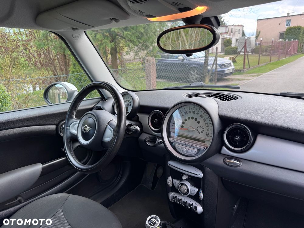 MINI ONE - 8
