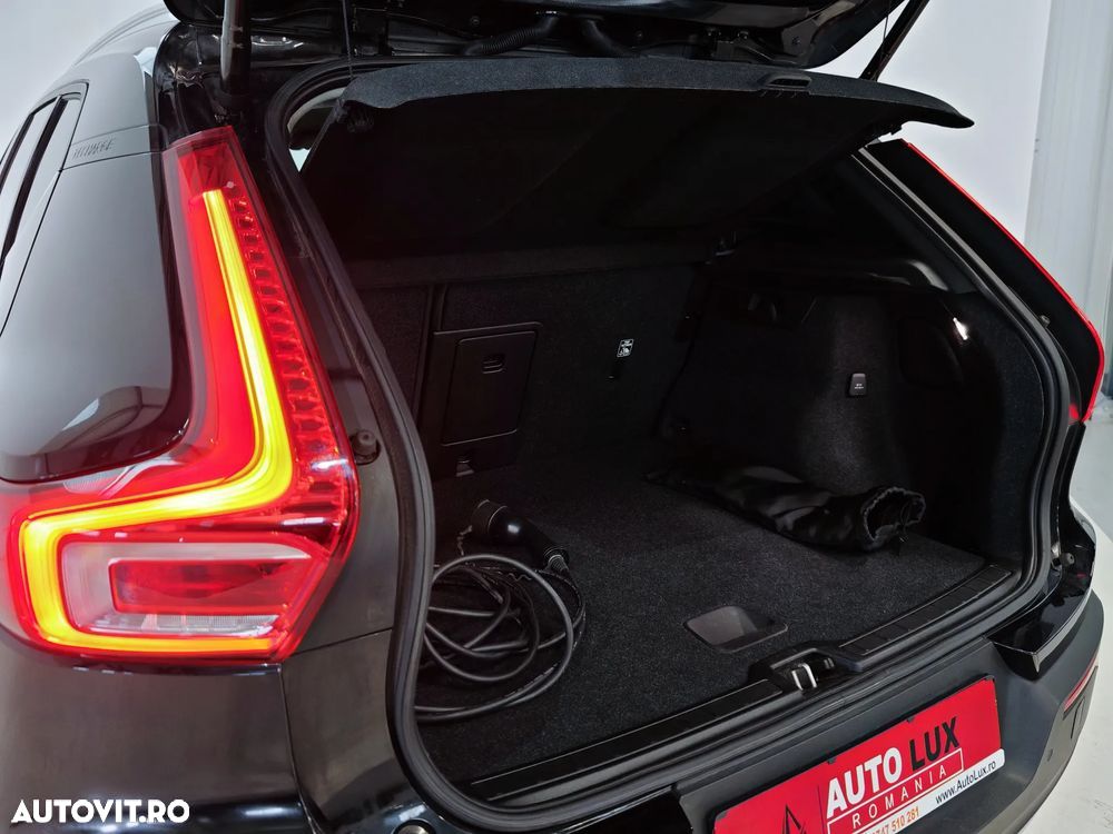 Volvo XC 40 T4 Recharge DKG Inscription Expression - 23