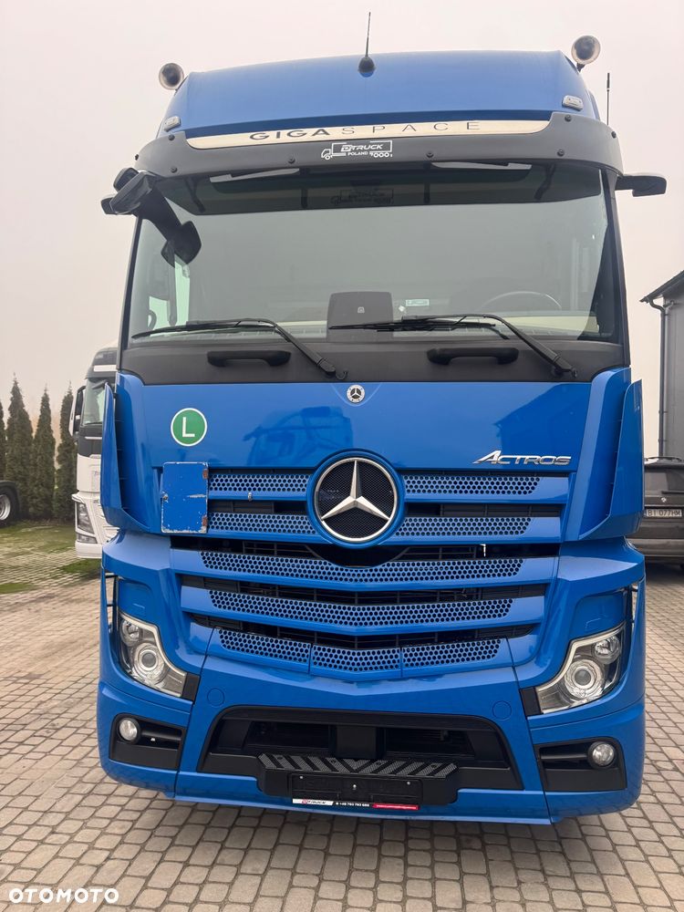 Mercedes-Benz Actros 18.48 GIGA-SPACE - 10