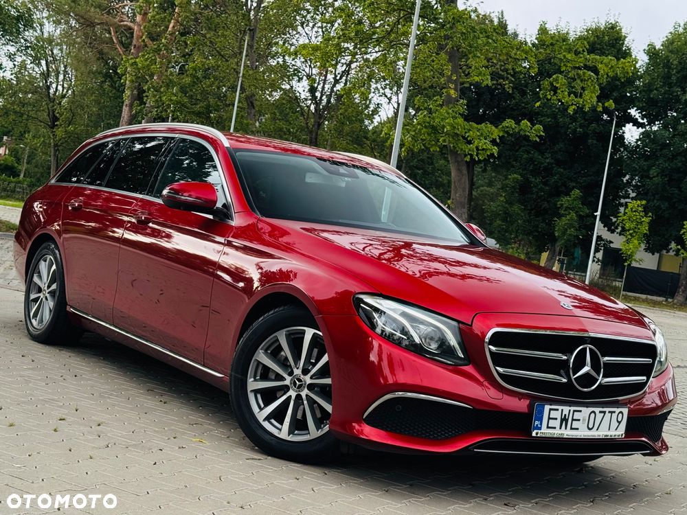 Mercedes-Benz Klasa E 220 d 9G-TRONIC Exclusive - 2