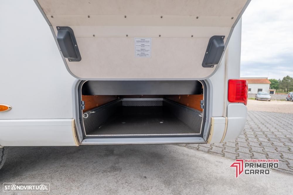 Hymer Classe B sala grande - 30