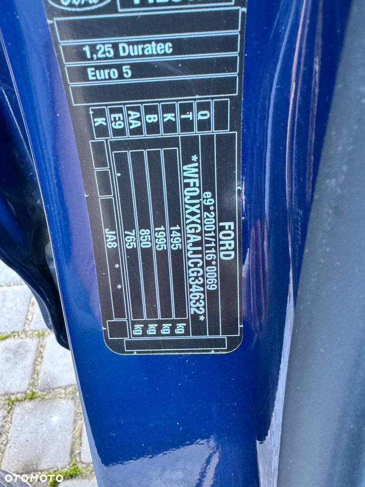 Ford Fiesta 1.25 Ambiente - 9