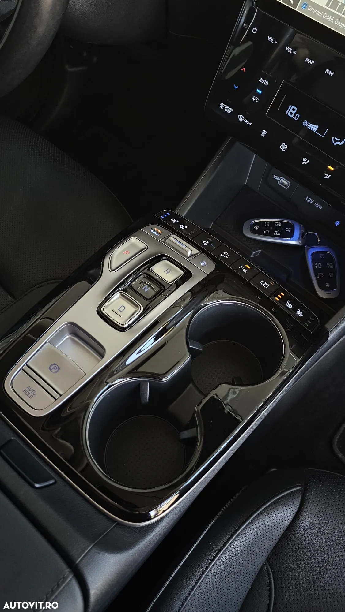 Hyundai Tucson PHEV 1.6 l 265 CP 4WD 6AT Luxury - 23