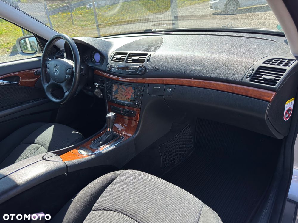 Mercedes-Benz Klasa E 220 CDI Automatik Classic BusinessEDITION - 29