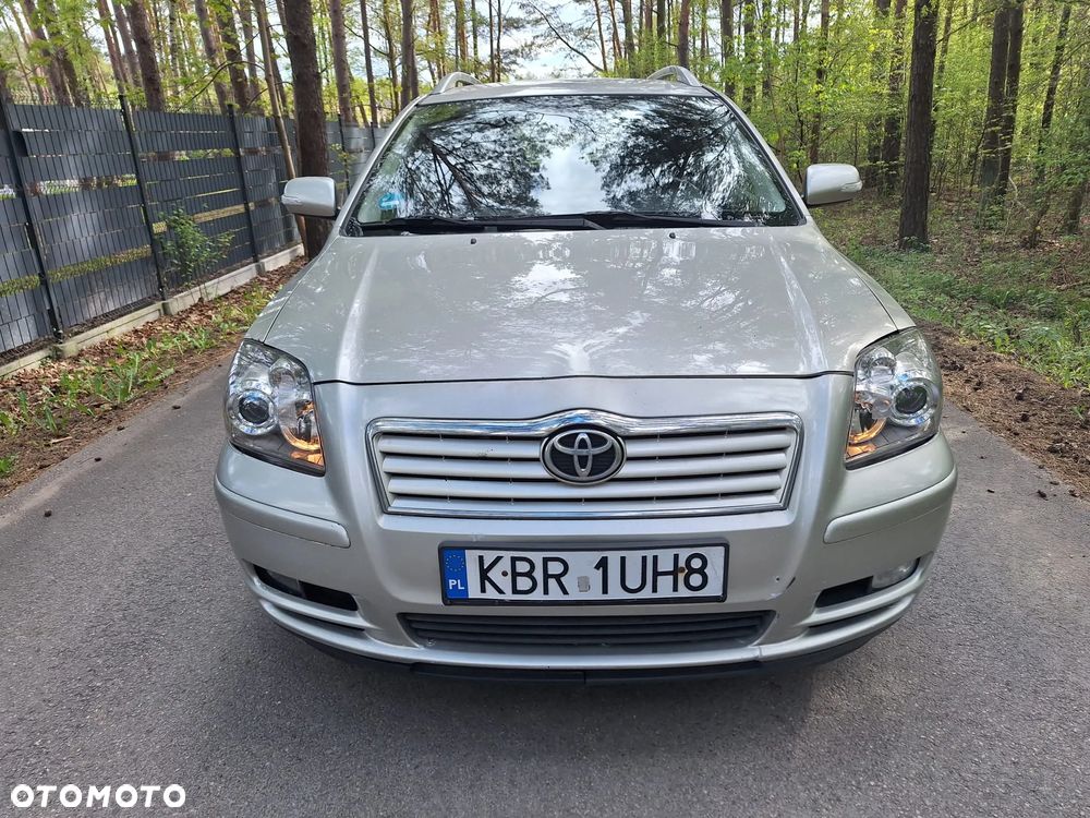 Toyota Avensis 2.2 D-CAT Travel - 3