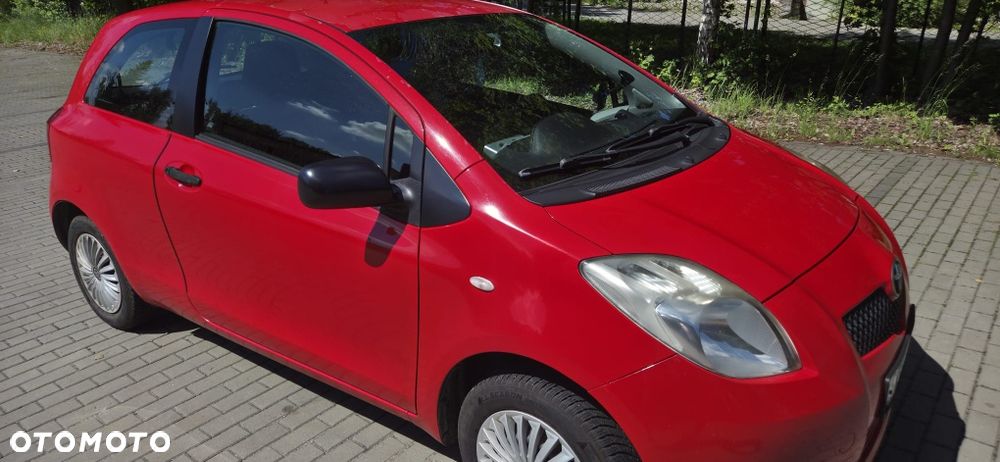 Toyota Yaris - 4