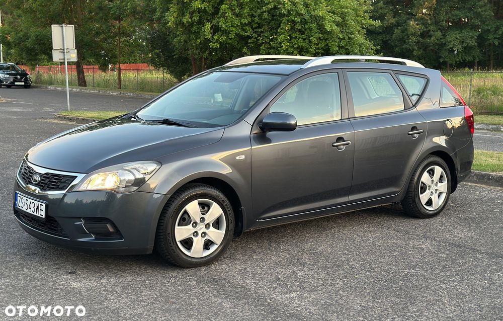 Kia Ceed 1.4 L Euro2012 - 8