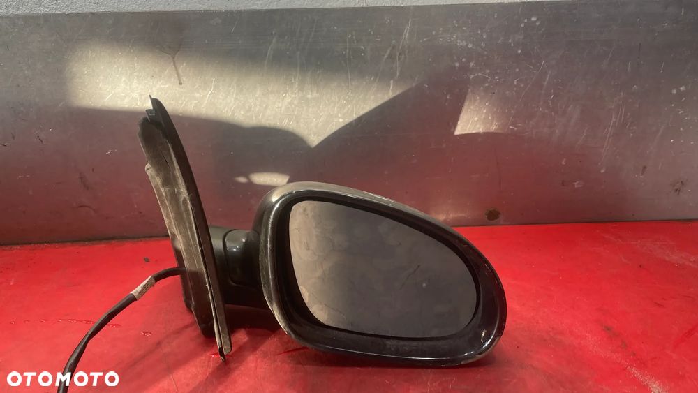 LUSTERKO PRAWE VOLKSWAGEN GOLF V - 4