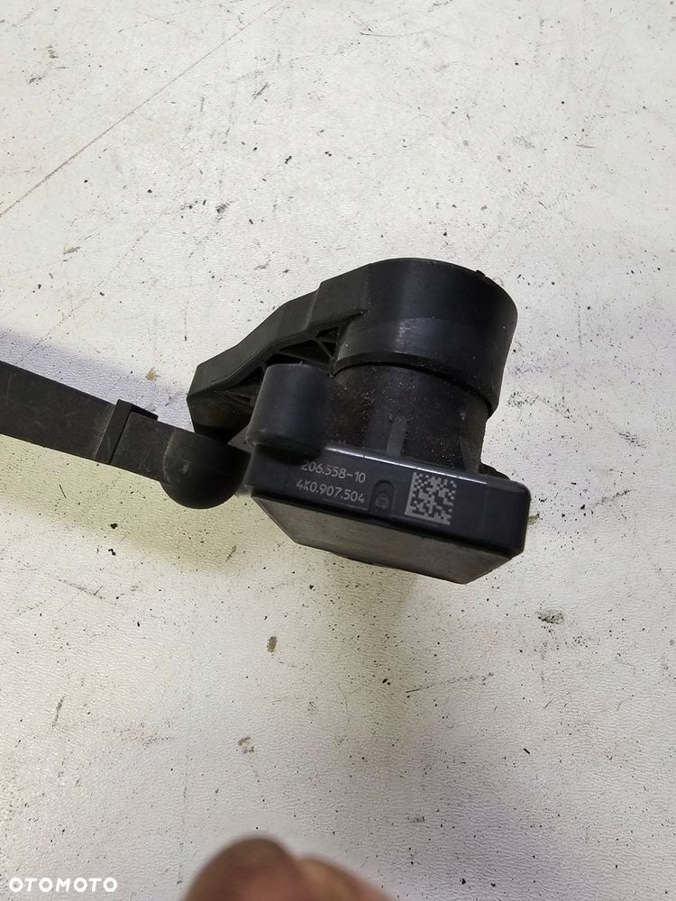 CZUJNIK POZIOMOWANIA ŚWIATEŁ AUDI A6 C8 4K0907504 - 5