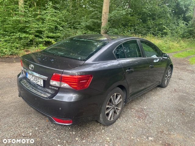 Toyota Avensis 1.8 Premium - 7