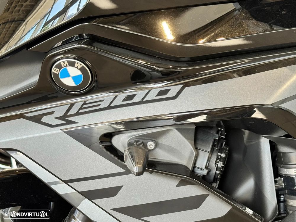 BMW R 1300 RS - 12