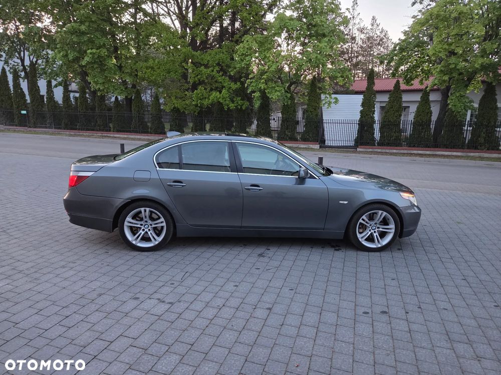 BMW Seria 5 - 24