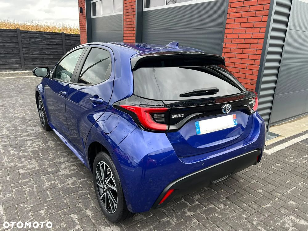 Toyota Yaris Hybrid 1.5 Executive - 32