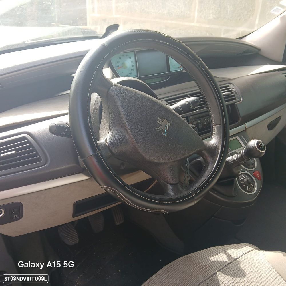 Peugeot 807 - 5
