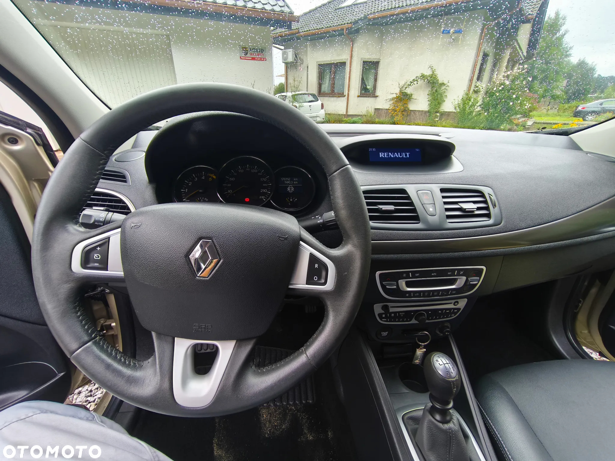Renault Fluence - 10