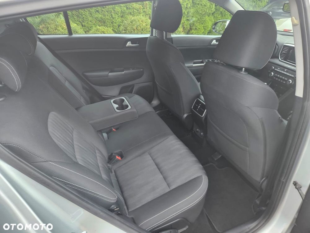 Kia Sportage - 16