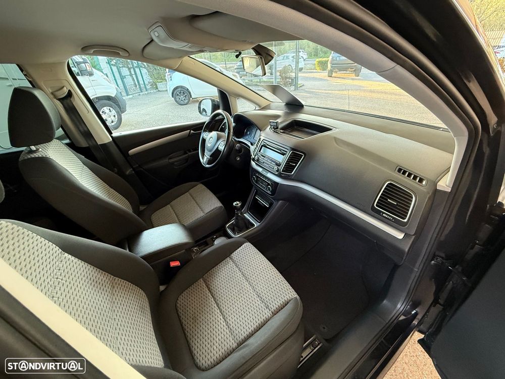 VW Sharan 2.0 TDi BlueMotion - 12