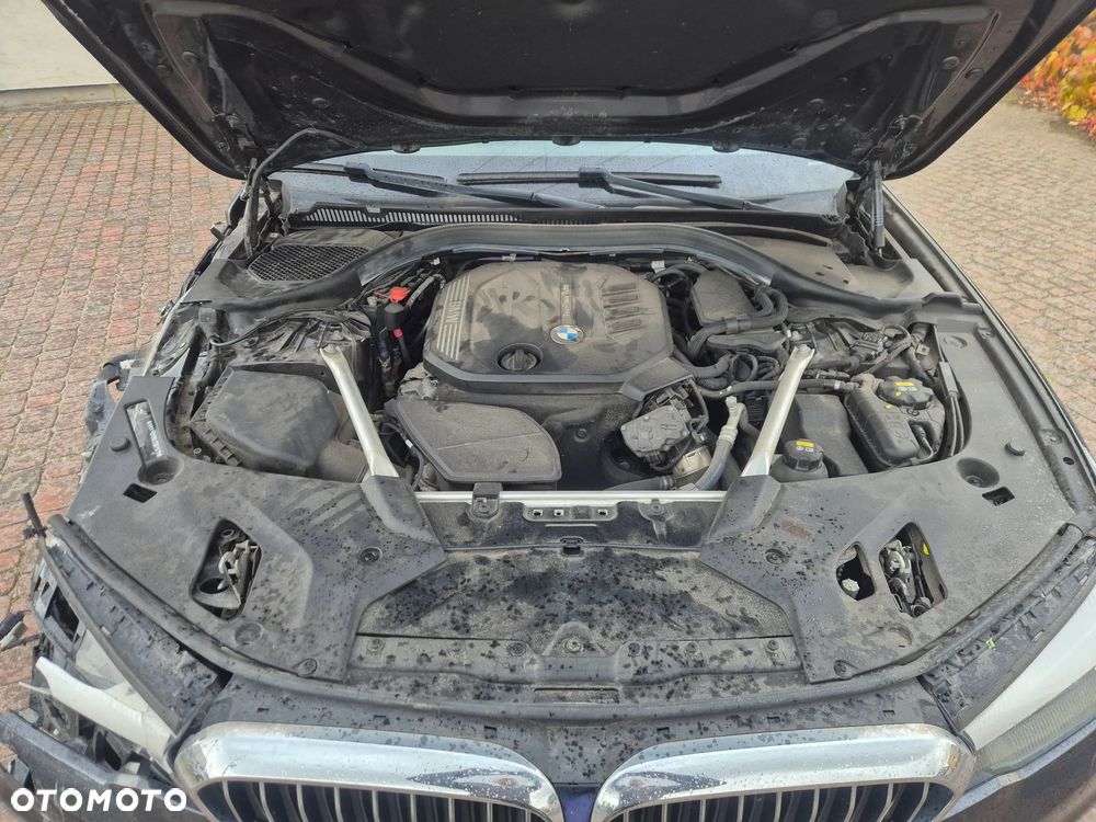 BMW Seria 5 520d M Sport Edition - 23