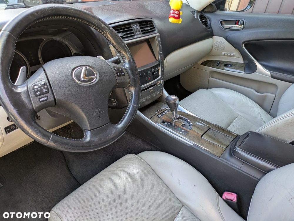 Lexus IS 250 Classic - 3