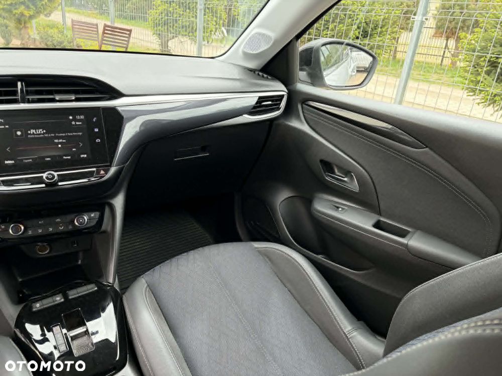 Opel Corsa 1.2 Elegance S&S - 2