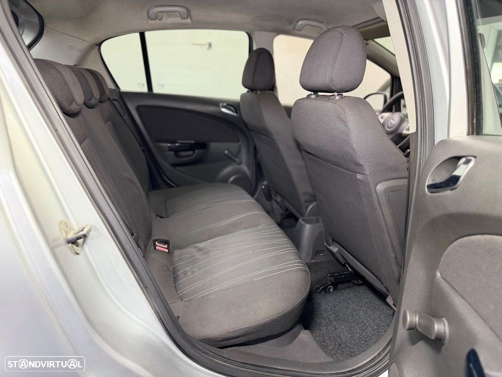 Opel Corsa 1.3 CDTI Enjoy - 10