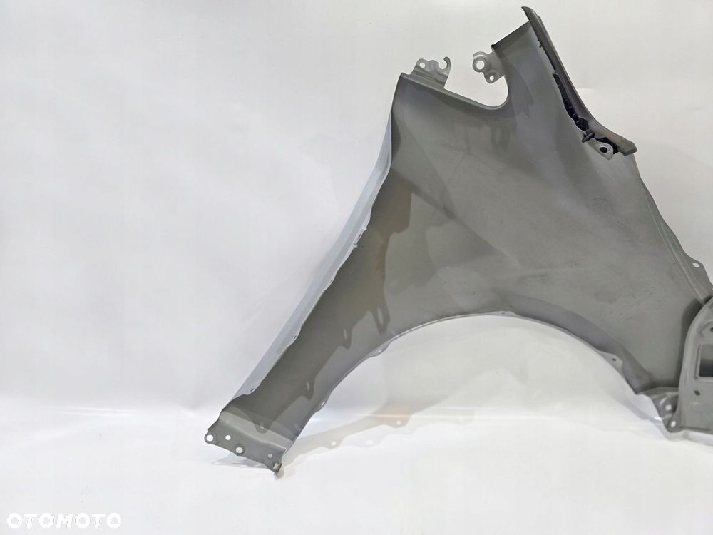 BŁOTNIK PRZÓD LEWY TOYOTA COROLLA E21 19r HB KOMBI - 7